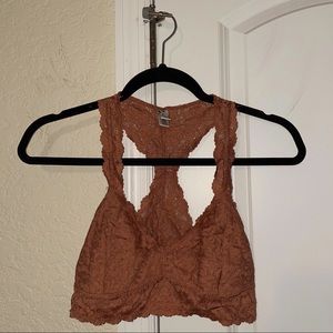 Large bralette/crop top in terracotta.